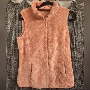 Cozy Quilted Faux Fur Vest Pink Size Medium
